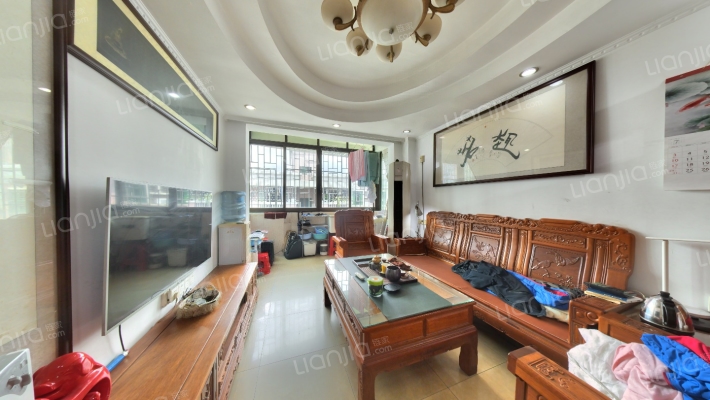 翡翠苑二手房实景图