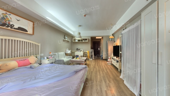 金地雄楚1号一期二手房实景图