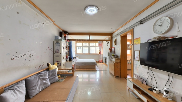 华泰新苑二手房实景图