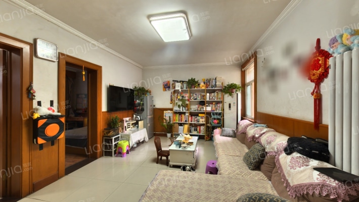 秦农银行住宅区二手房实景图