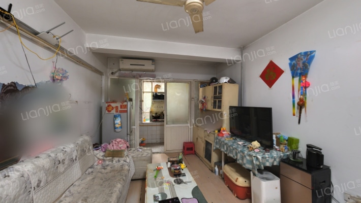 西钢东二区家属院二手房实景图