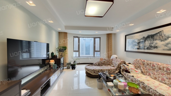 亚美伟博广场二手房实景图