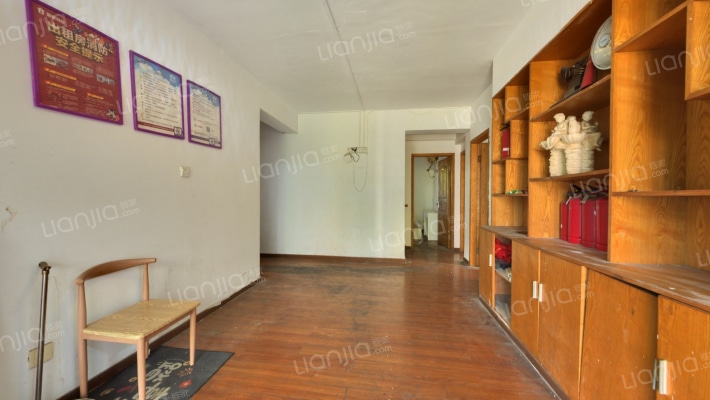 野风海天城二手房实景图