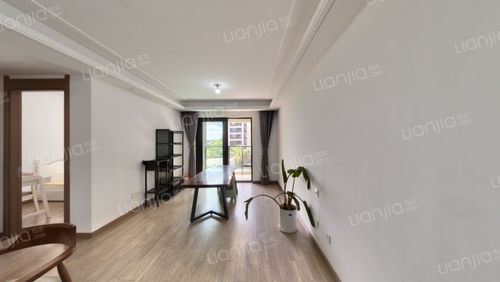 蔚蓝城市花园二手房实景图