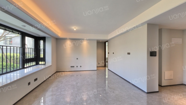 保利·和颂文华二手房实景图