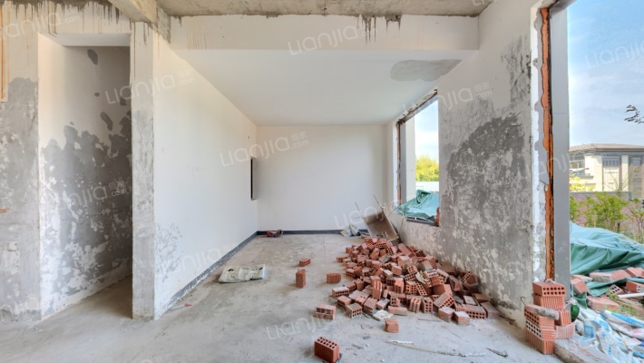 华侨城天澜美墅三期二手房实景图