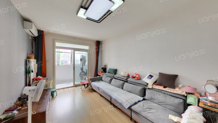 明湖盛景A区二手房实景图