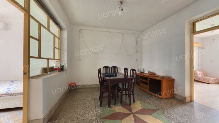 企业局家属院二手房实景图