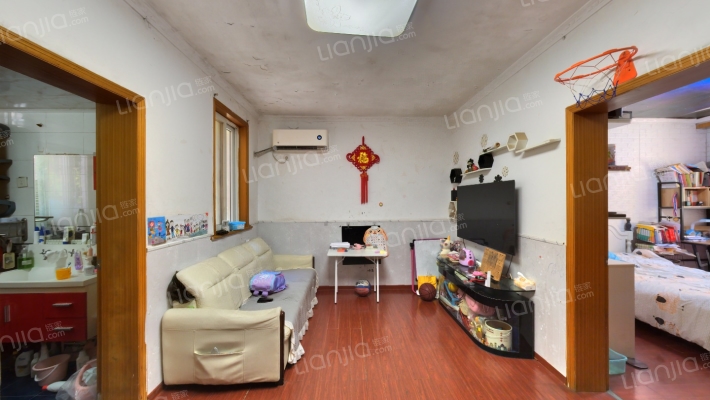 张泾新村一区二手房实景图