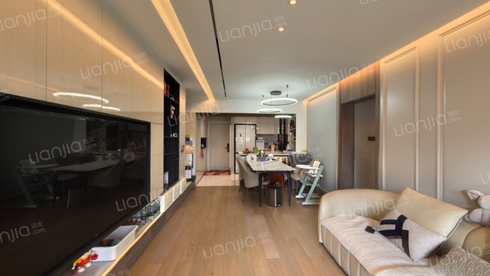 中海华庭二手房实景图