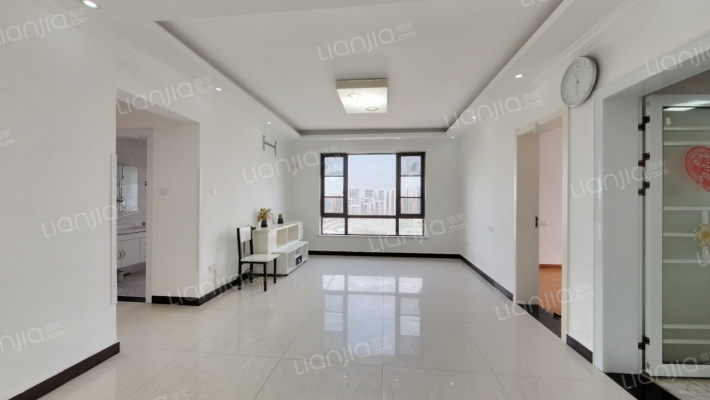 绿地中央广场C区二手房实景图