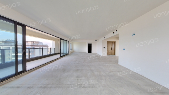 鲁能星城外滩长江序二手房实景图