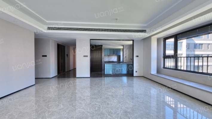 万科·颐和玲珑花园二手房实景图