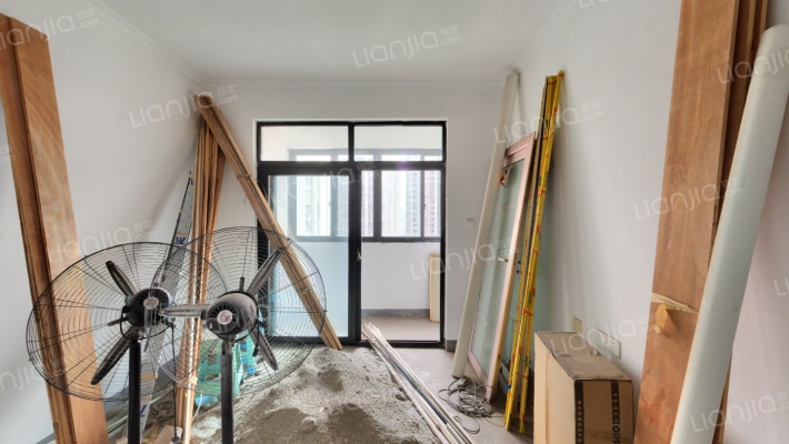 和锦家园B区二手房实景图