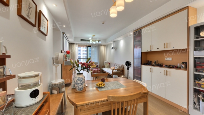 龙湖春江天镜御江二手房实景图