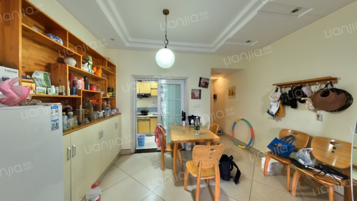 海德盛世B区二手房实景图