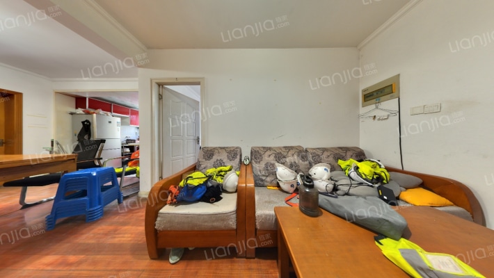 东苑路64号二手房实景图