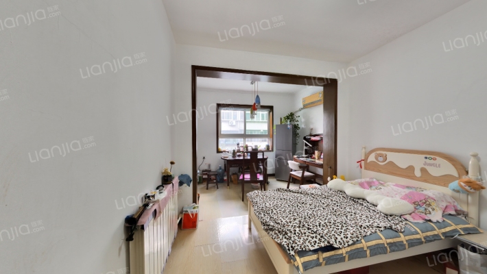 师东村20号二手房实景图