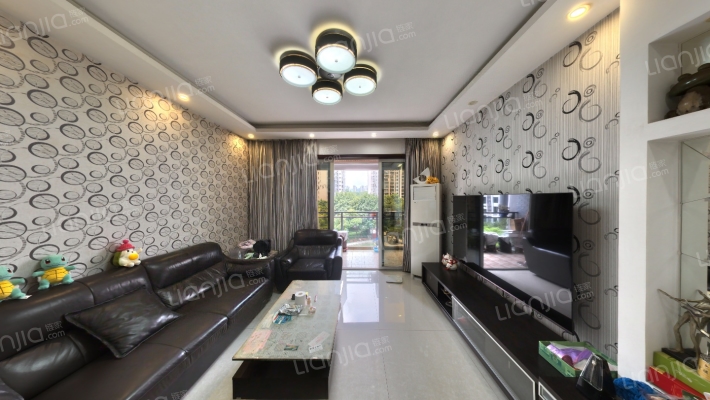 朵力品道二手房实景图