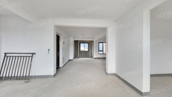 时代瑞府二手房实景图