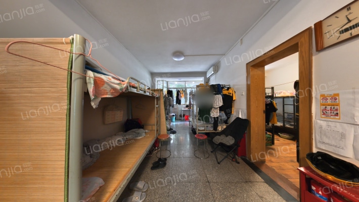龙屋小区二手房实景图