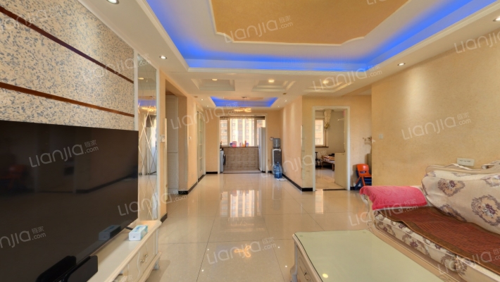 草南兴善社区二手房实景图