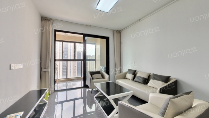 湖心溪岸二手房实景图