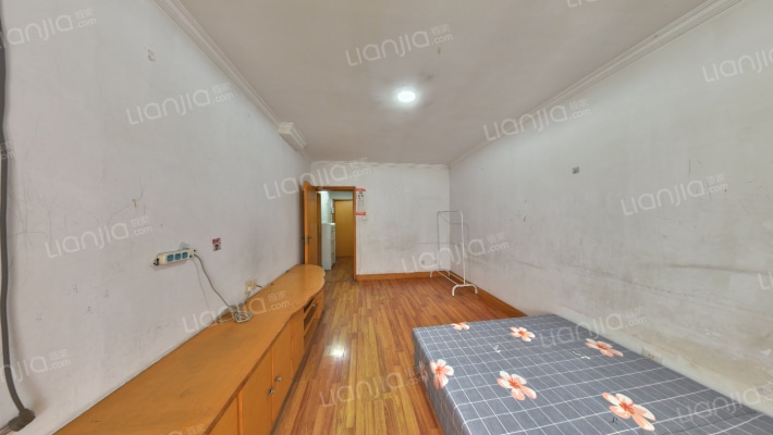 海尔小区二手房实景图