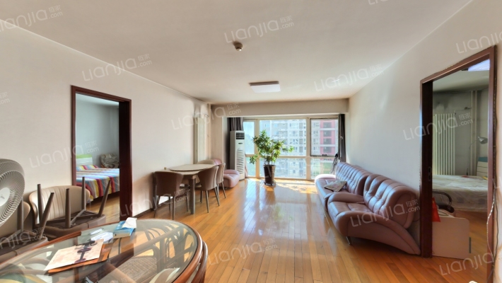 现代城二手房实景图