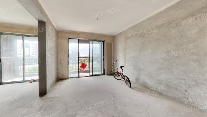 德雅国际城港澳湾二手房实景图