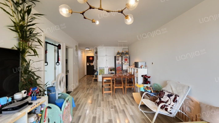 首开国风美唐三期二手房实景图