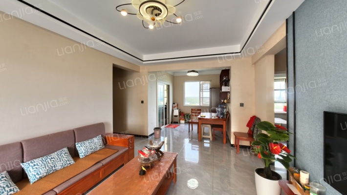 龙庭华府二手房实景图