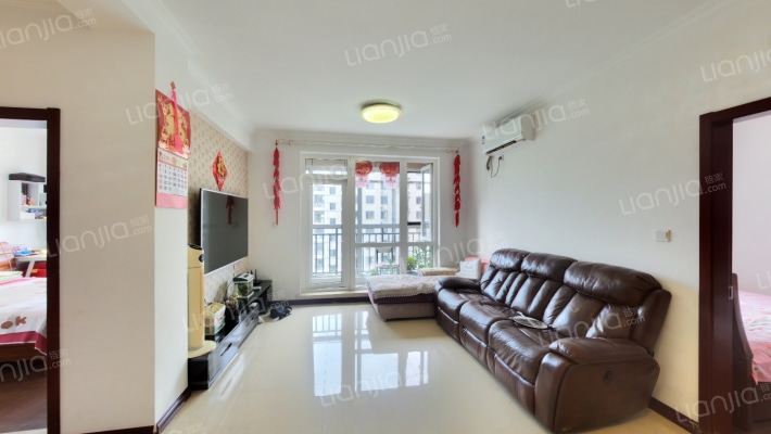 艾维尼小城二手房实景图