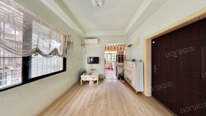 万里城墙二手房实景图