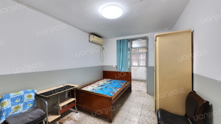 庆怡西区二手房实景图