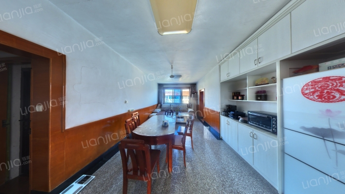 春南社区康月路二手房实景图