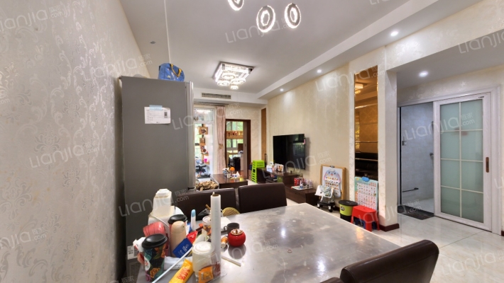 越昕晖二手房实景图