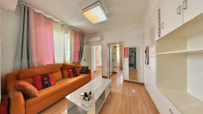 鸿岭花园西区二手房实景图