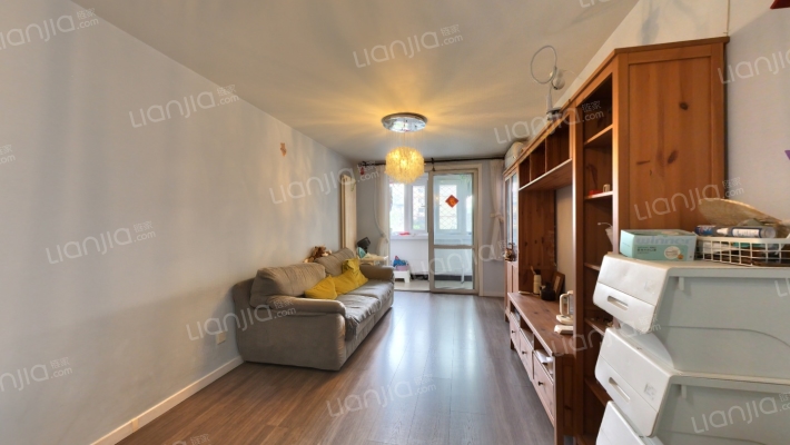 新安中里二手房实景图