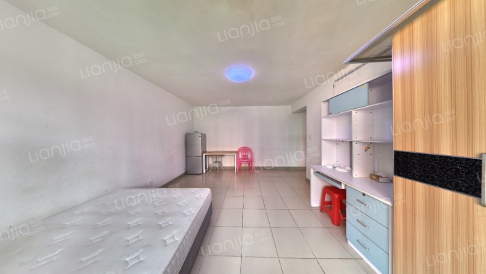 潜龙花园二手房实景图