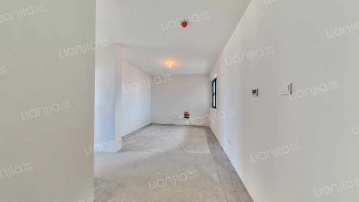 金地锦宸东区二手房实景图