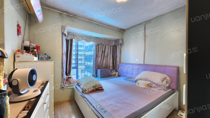 雍翠华府二手房实景图