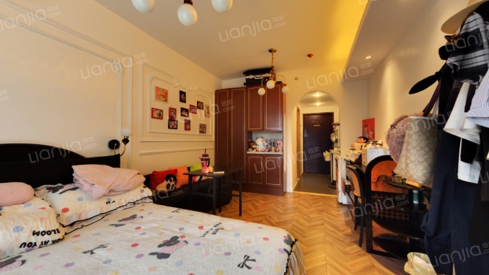 万科金色广场二手房实景图