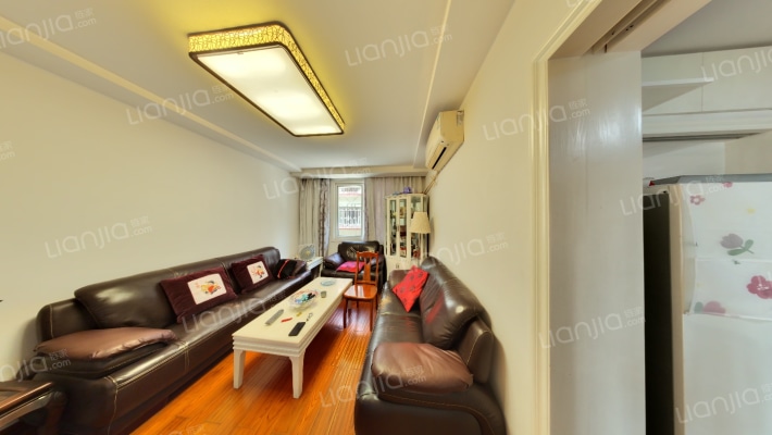 大步小区二手房实景图