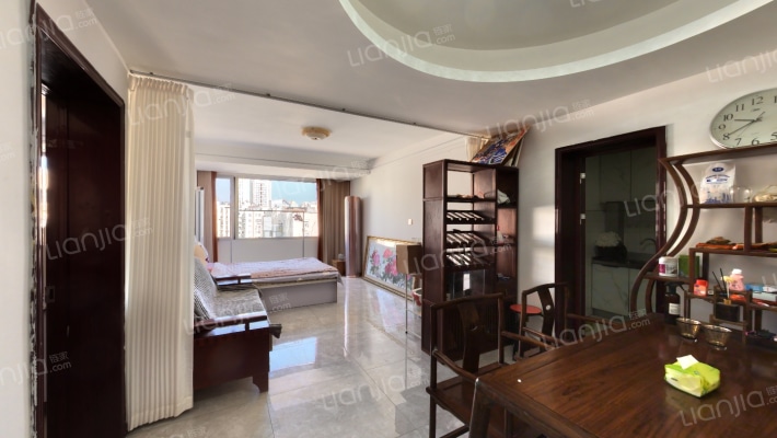 鞍山二路97号二手房实景图