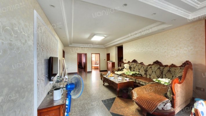 龙庆街二手房实景图