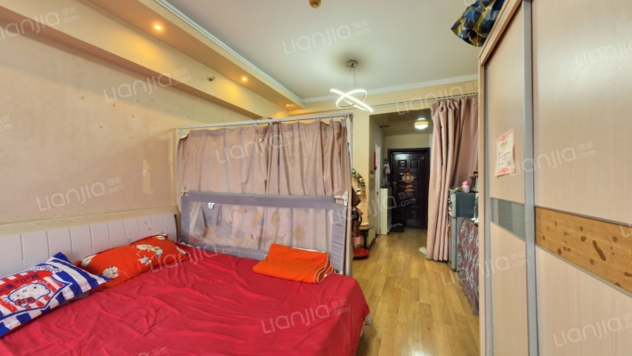 银座时代广场二手房实景图