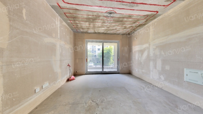 品著华庭二手房实景图