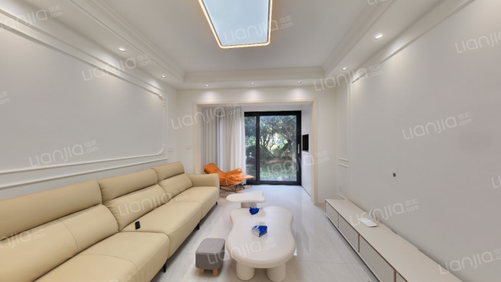 融汇半岛香缇卡纳二期二手房实景图