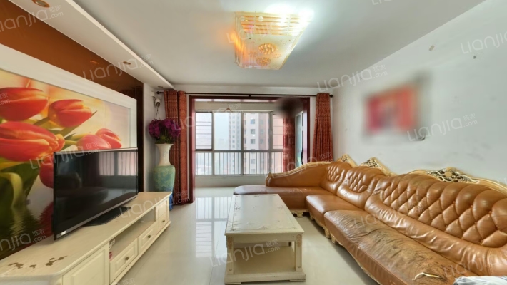 众泰欣苑二手房实景图